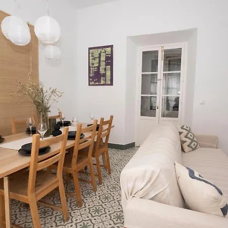 California Dos De Mayo Apartment Seville